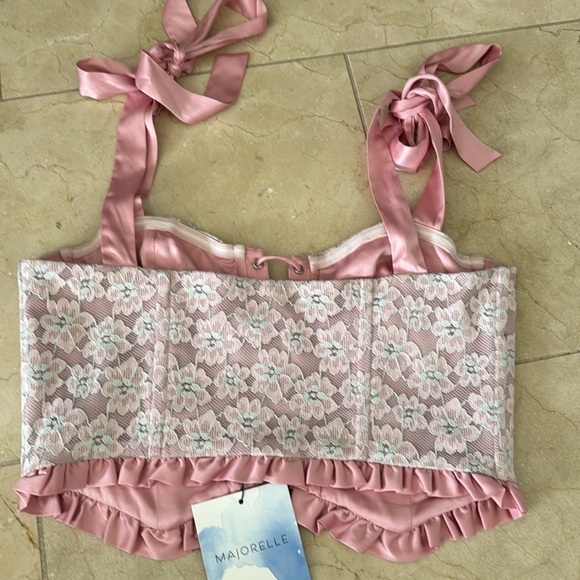 Majorelle pink and white lace corset top size medium - Picture 6 of 11